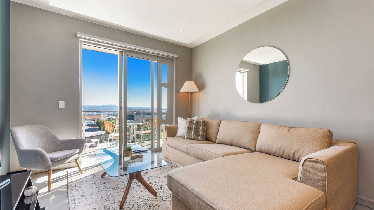Photo of Livingroom in Greater Johannesburg Metropolitan Area