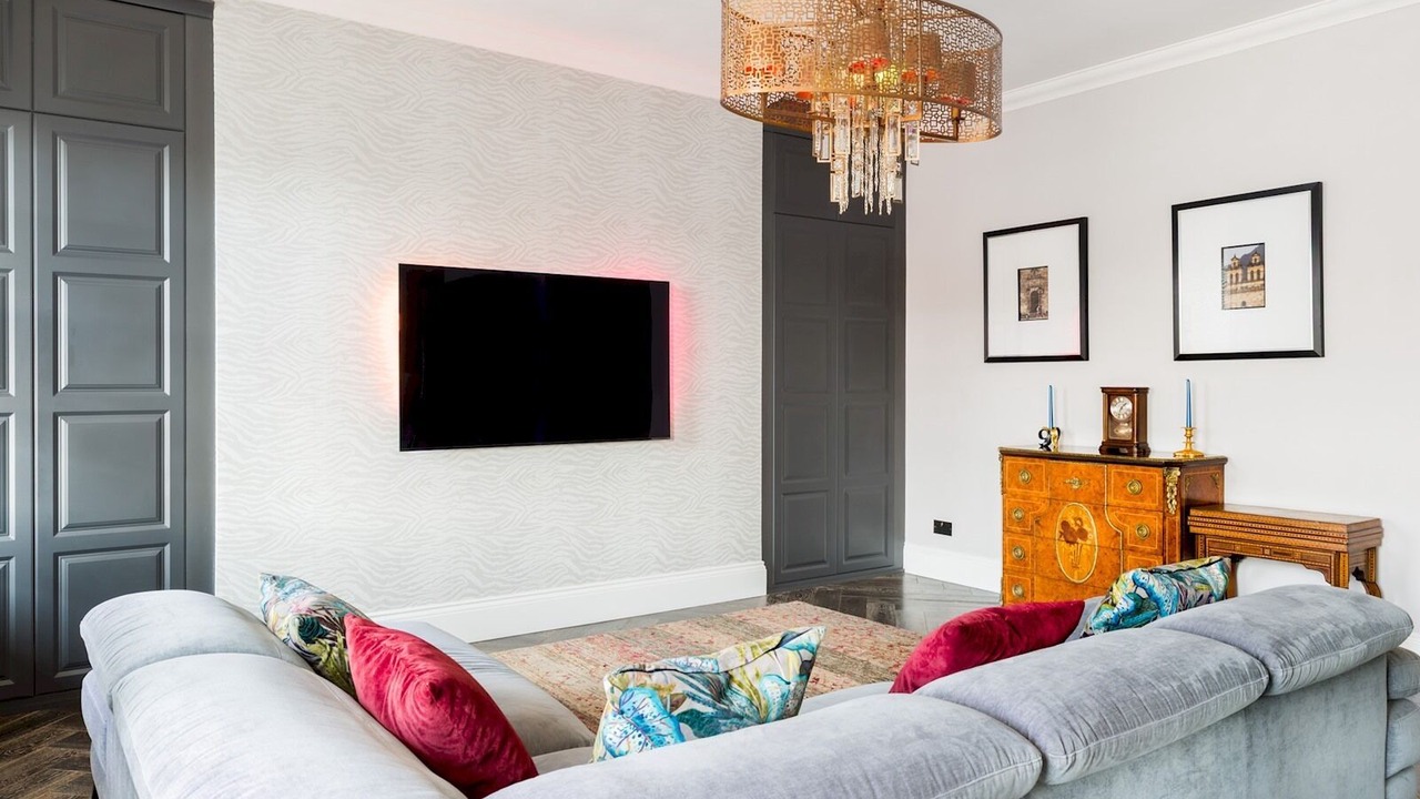 Photo of Livingroom in Leamington Spa