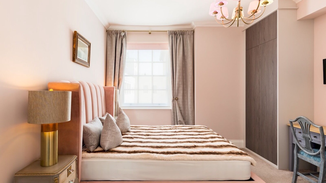 Photo of Bedroom in Leamington Spa