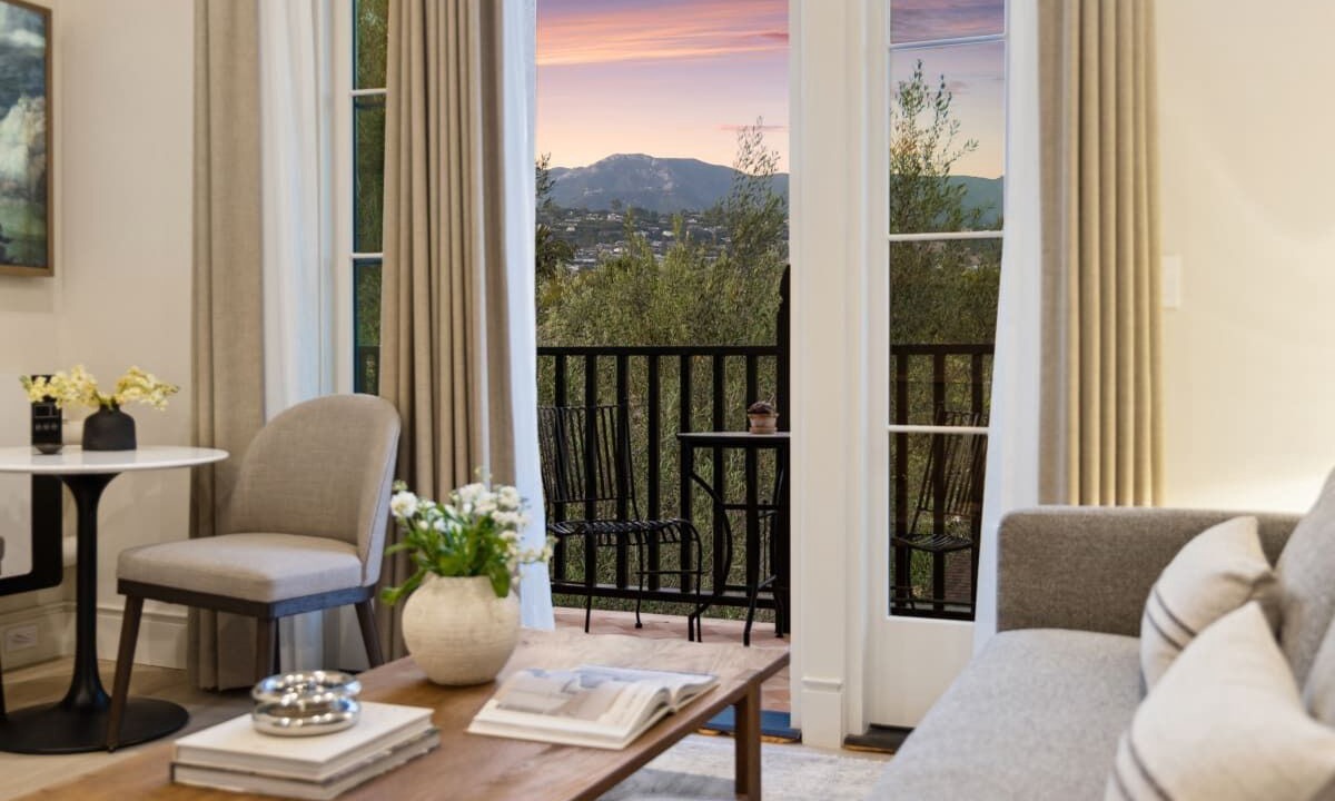 Photo of Patio Balcony in Laguna