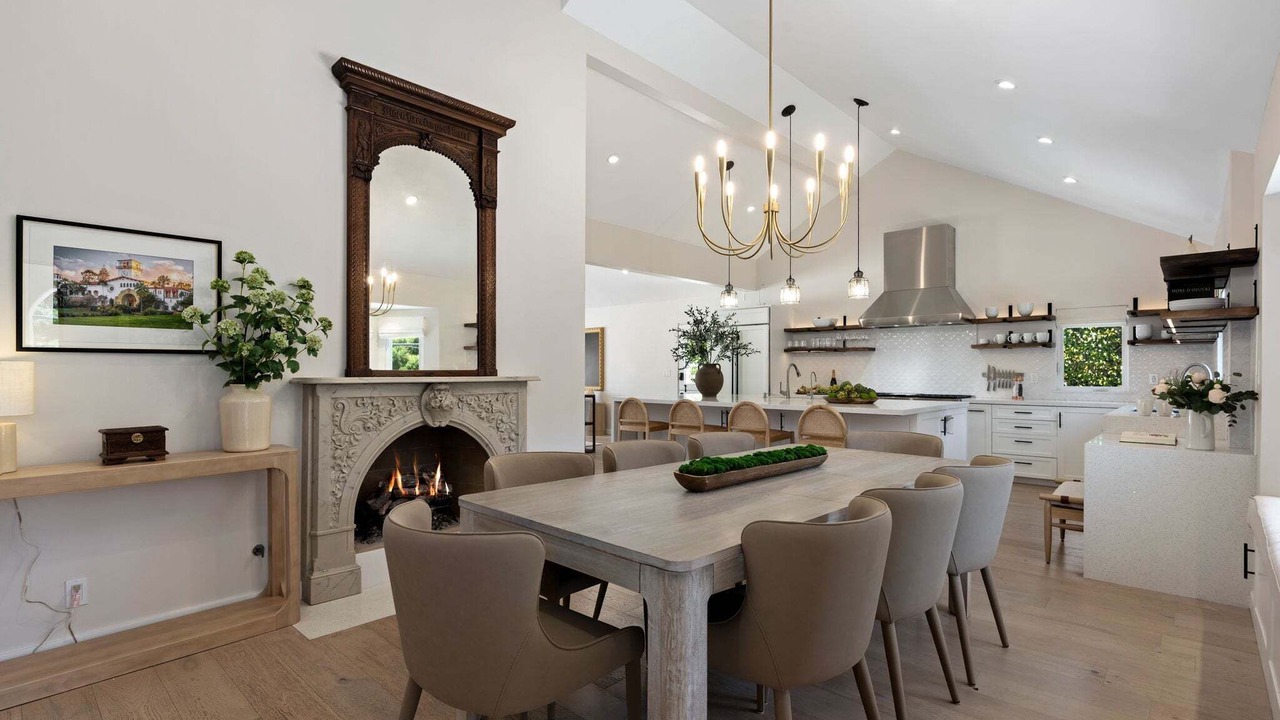 Photo of Livingroom in Santa Barbara