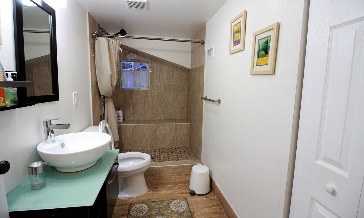 Photo of Bathroom in Mount Rainier