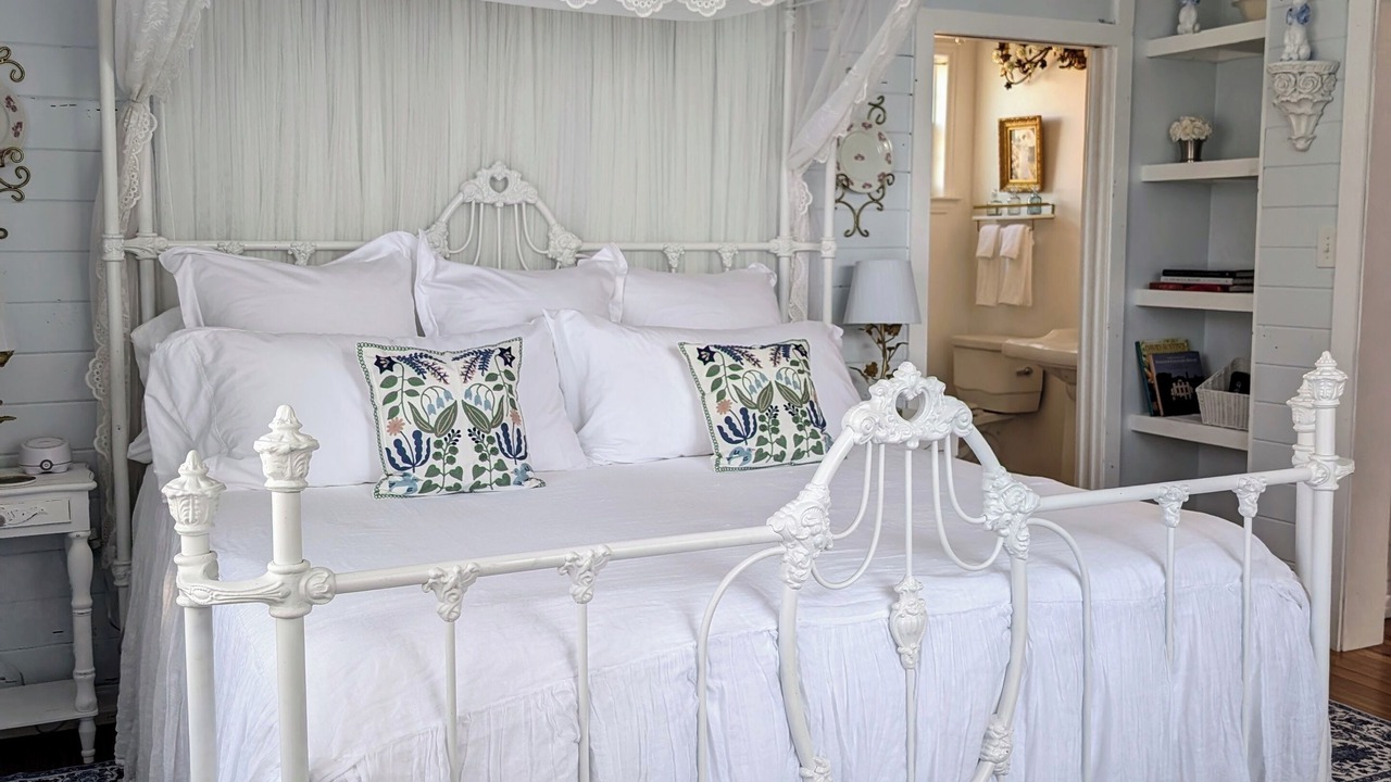 Photo of Bedroom in Galveston