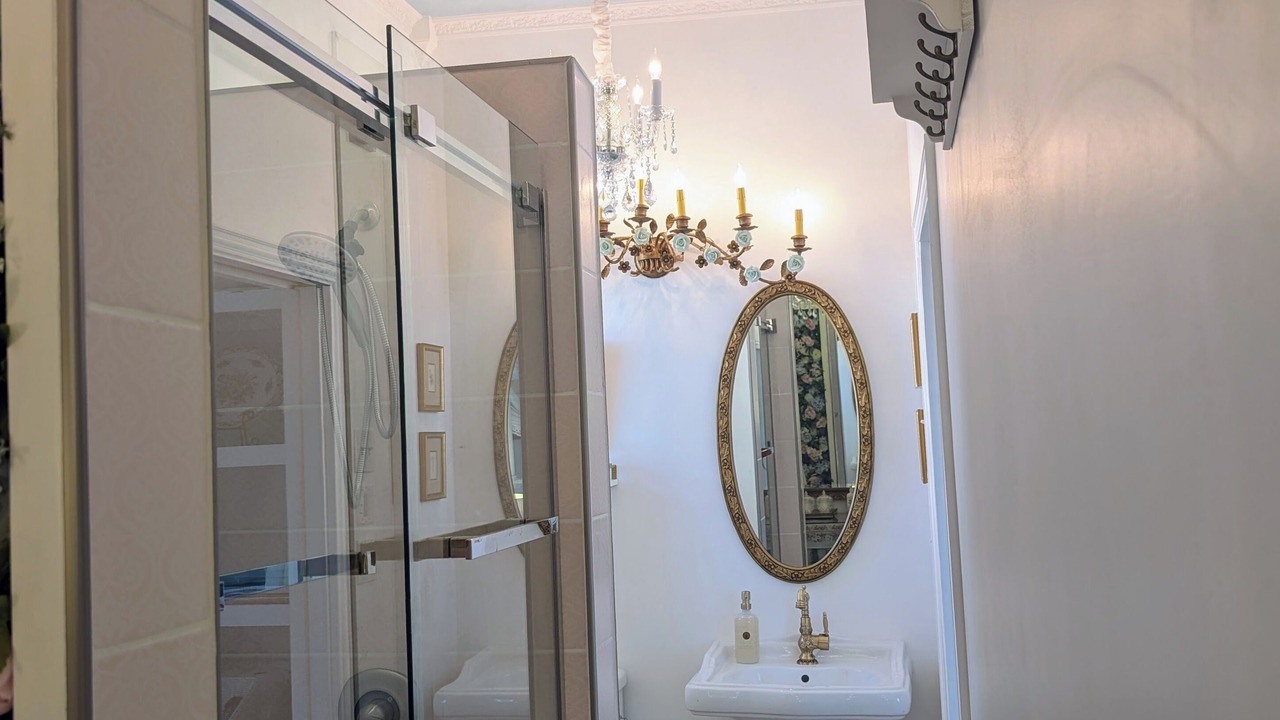 Photo of Bathroom in Galveston