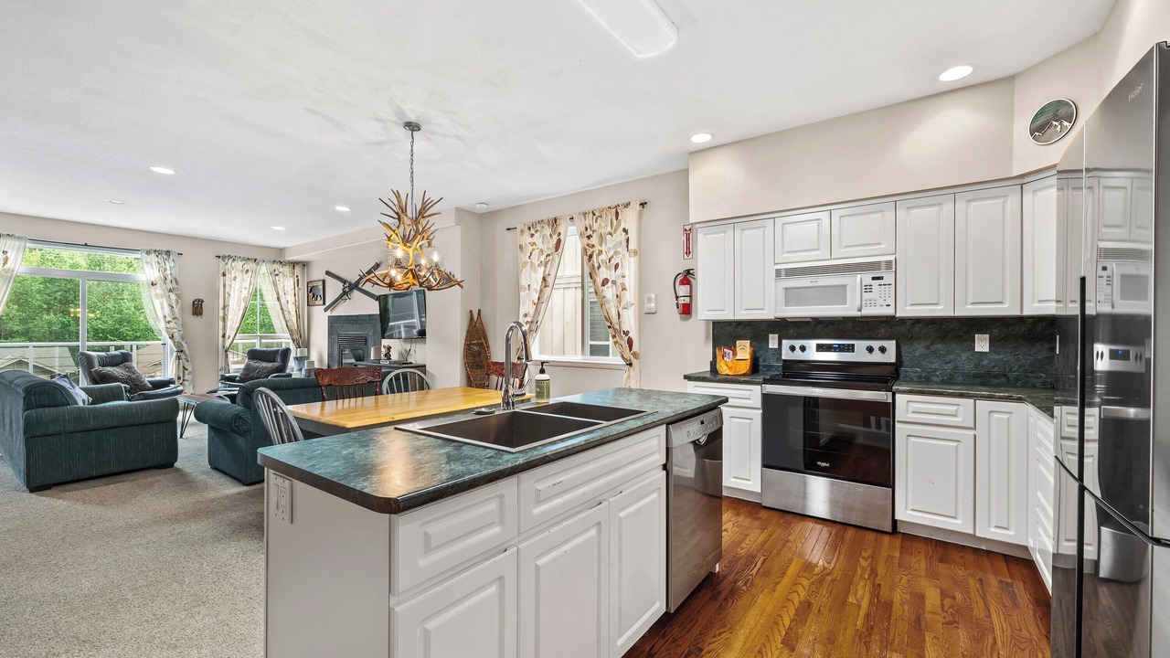 Photo of Kitchen in Sun Peaks