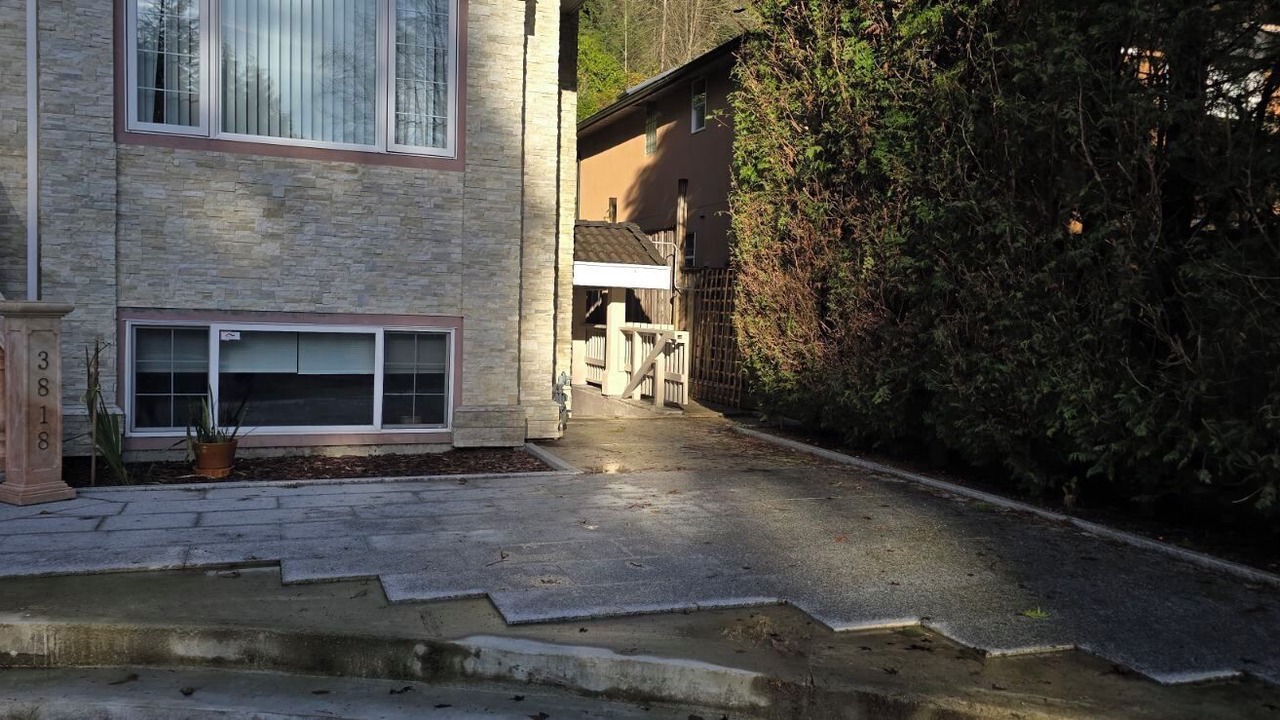Photo of Outdoor in District of North Vancouver