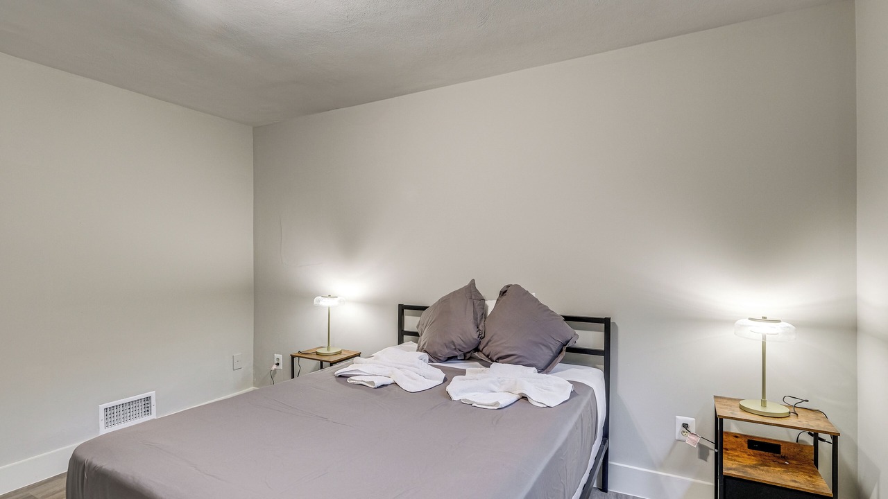 Photo of Bedroom in Bethesda