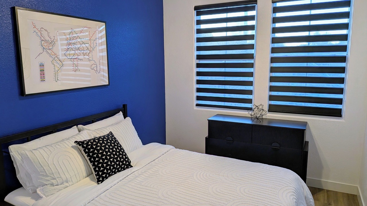 Photo of Bedroom in Enterprise