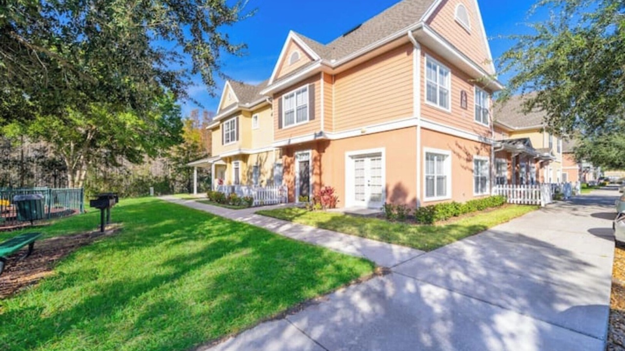 Photo of Outdoor in Venetian Bay Villages