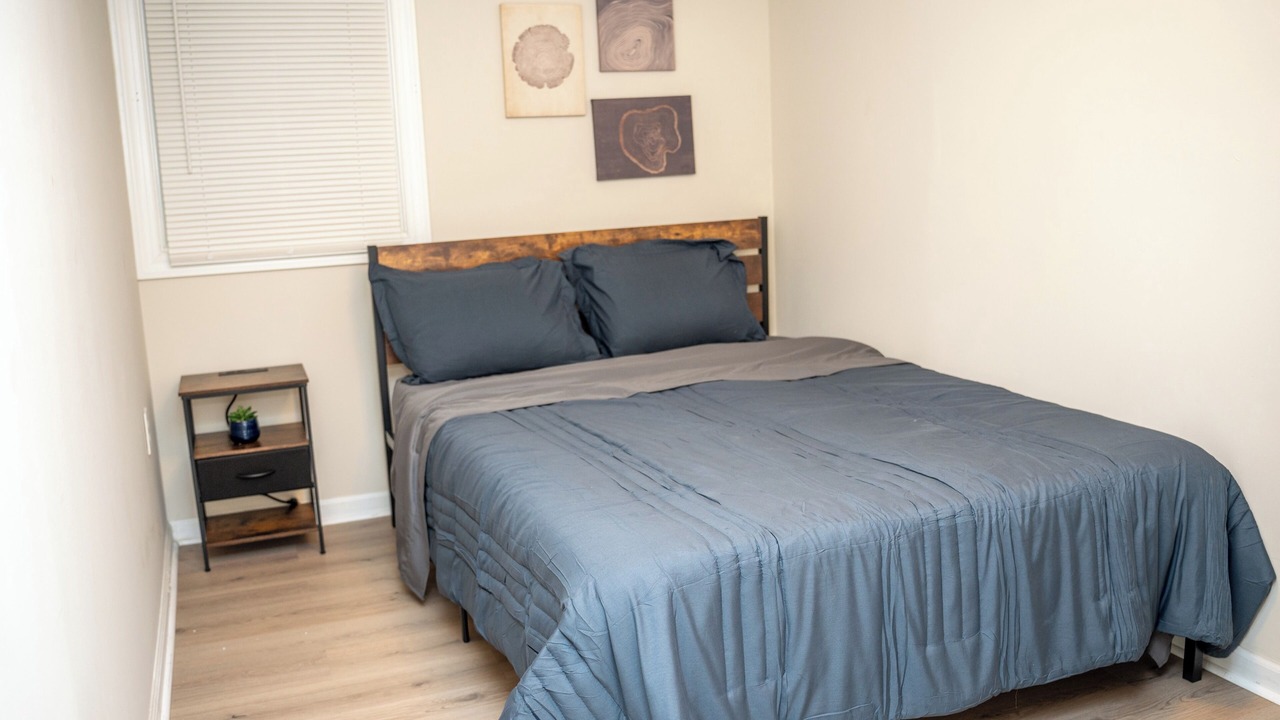 Photo of Bedroom in Wheaton-Glenmont