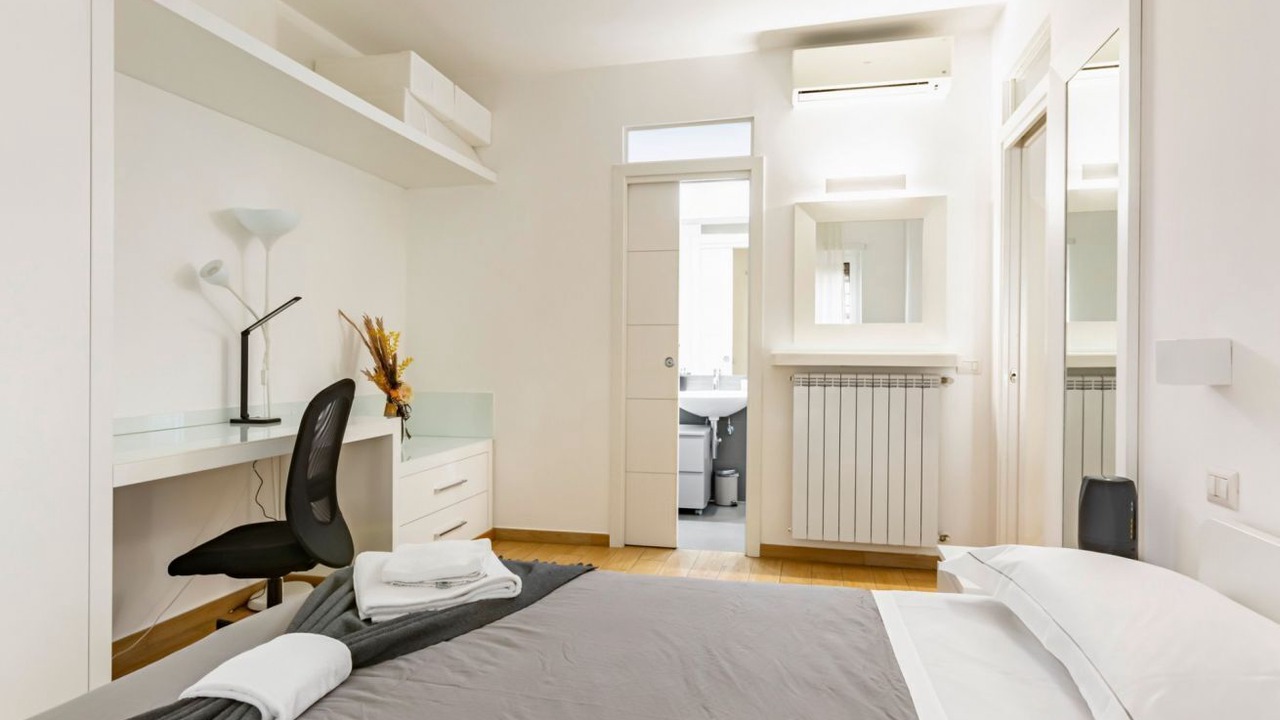 Photo of Bedroom in Lungarno del Tempio