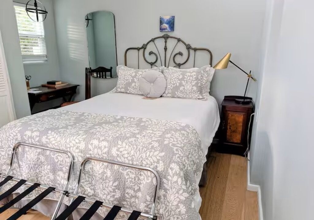 Photo of Bedroom in Topanga