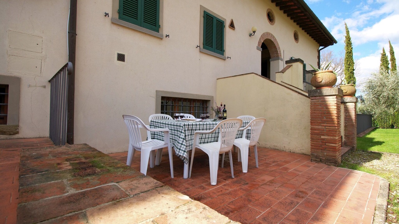 Photo of Outdoor in Poppi