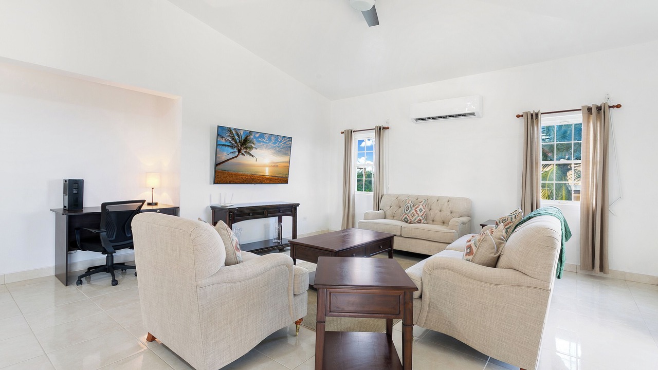Photo of Livingroom in George Hill