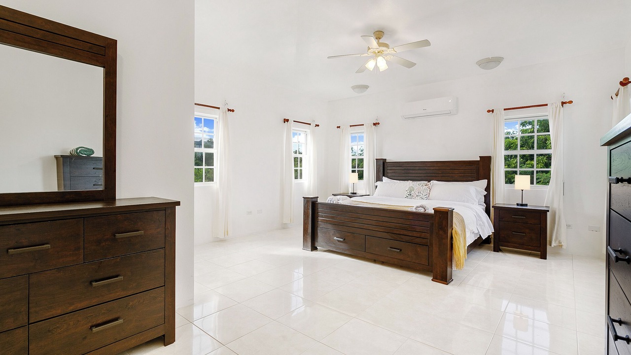 Photo of Bedroom in George Hill