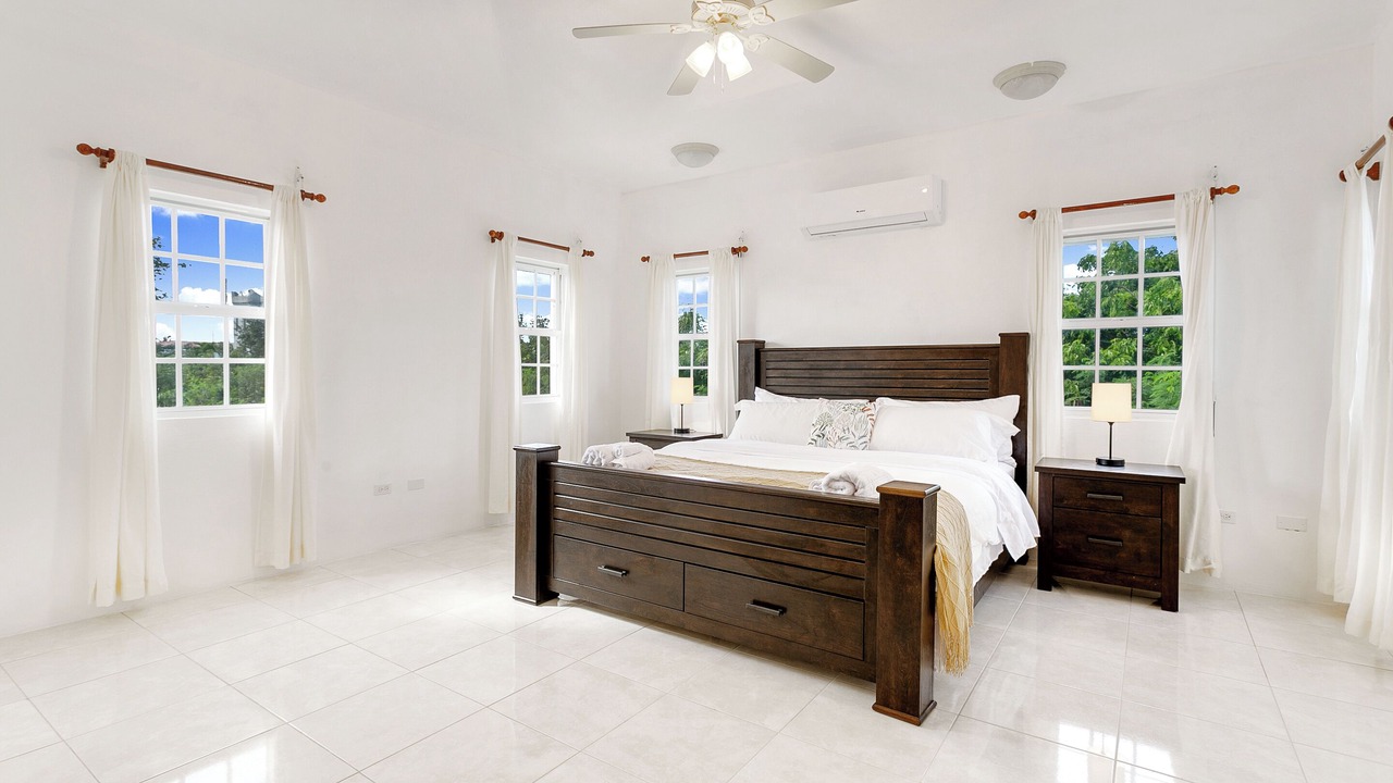 Photo of Bedroom in George Hill