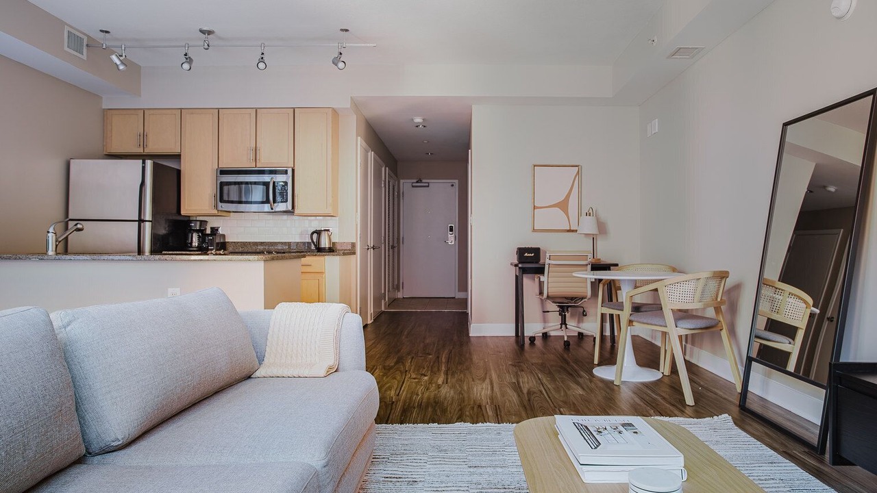 Photo of Livingroom in Mount Vernon Square