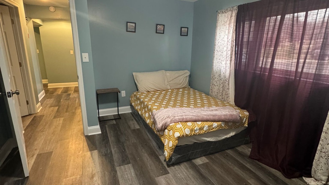 Photo of Bedroom in Suitland