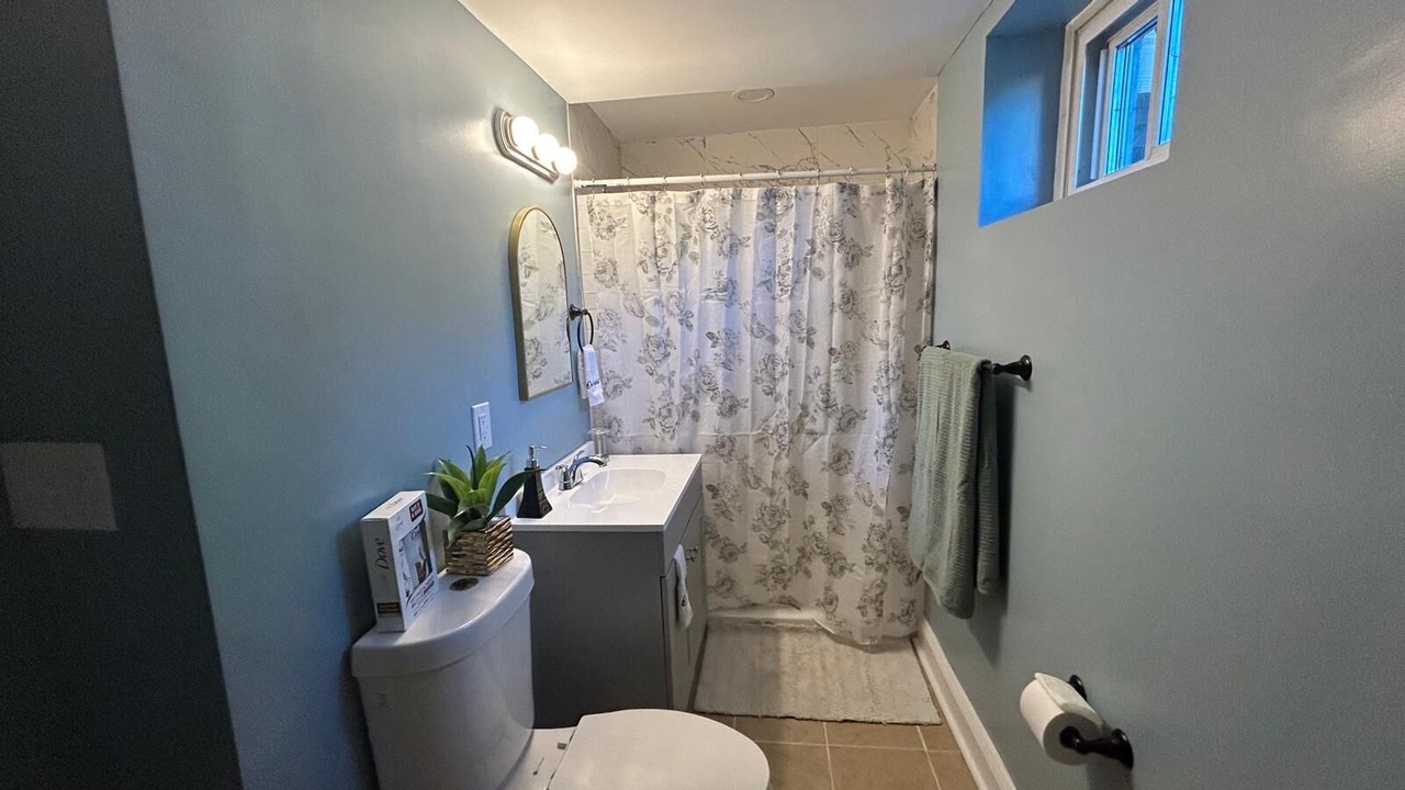 Photo of Bathroom in Suitland