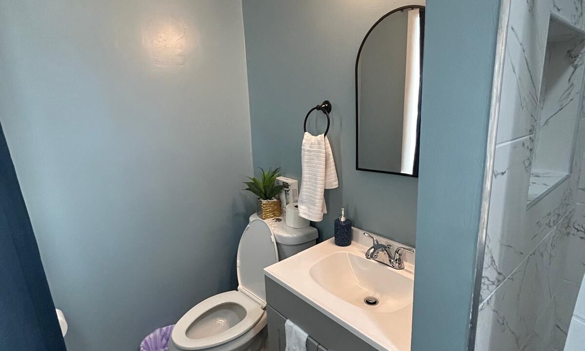 Photo of Bathroom in Suitland