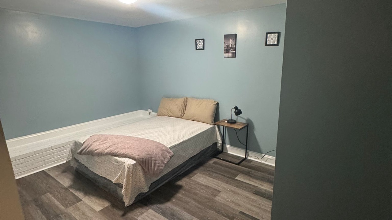 Photo of Bedroom in Suitland