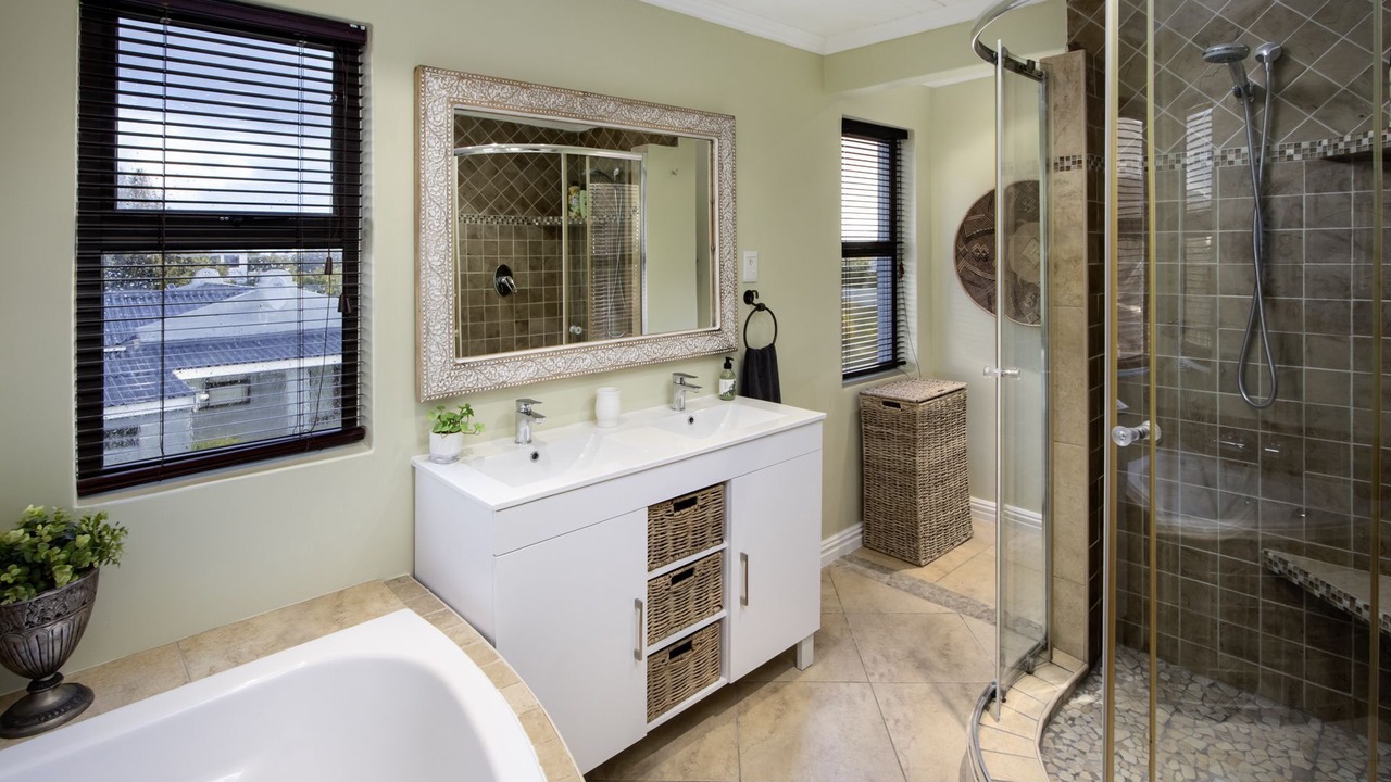 Photo of Bathroom in Fisherhaven