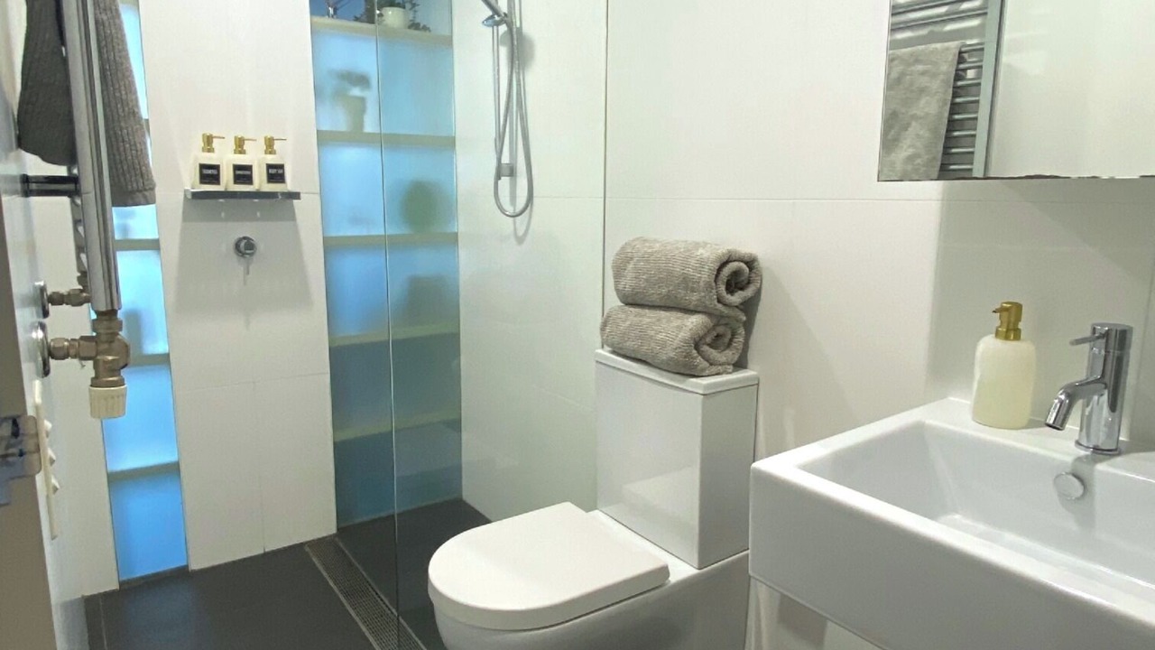 Photo of Bathroom in City West