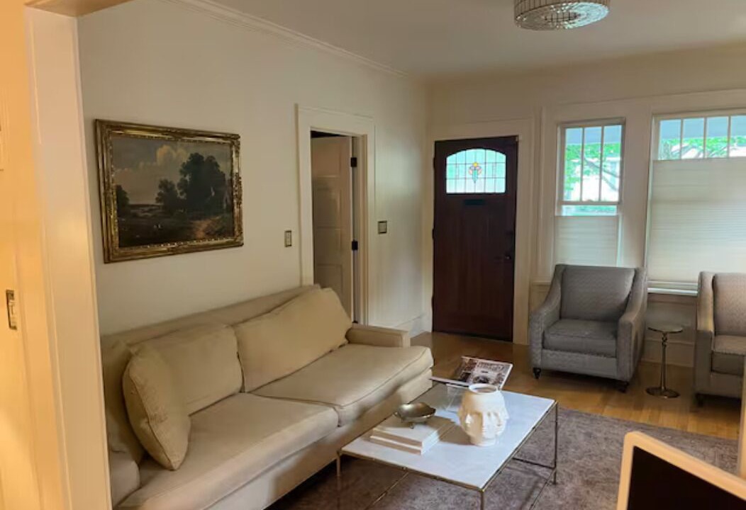 Photo of Livingroom in Plaza Midwood