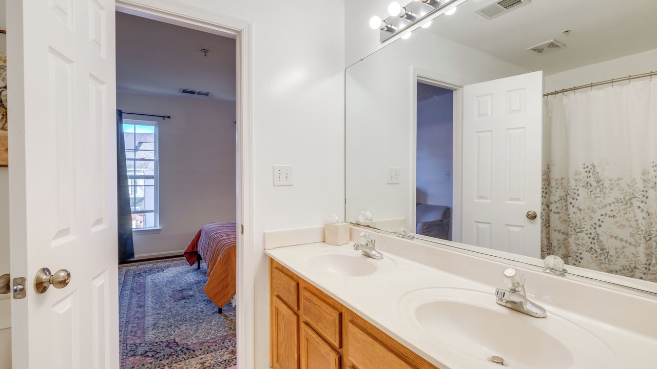 Photo of Bathroom in Washington