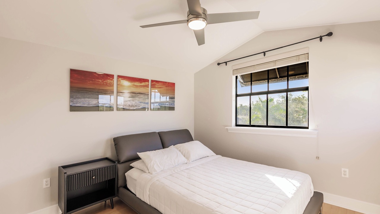 Photo of Bedroom in Tarpon River