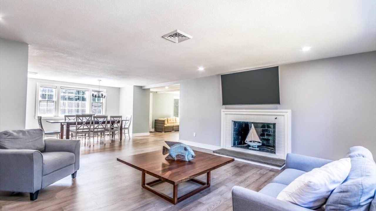 Photo of Livingroom in South Dennis