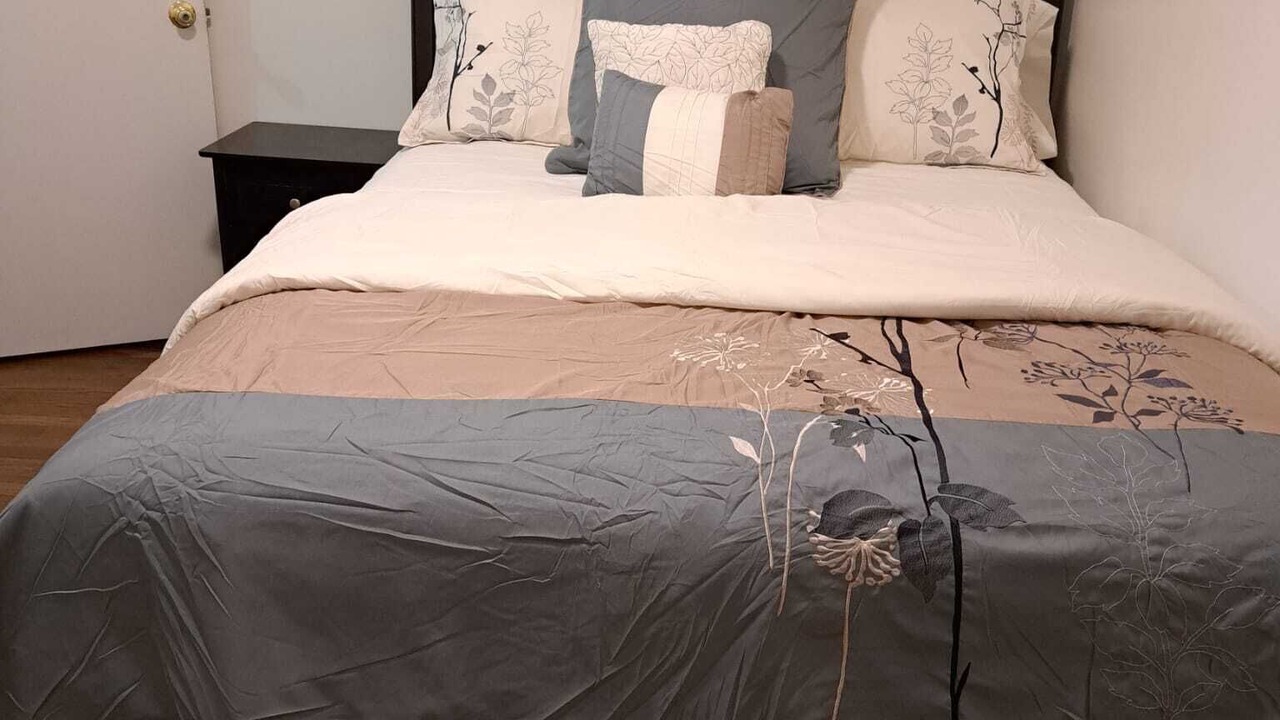 Photo of Bedroom in Hyattsville