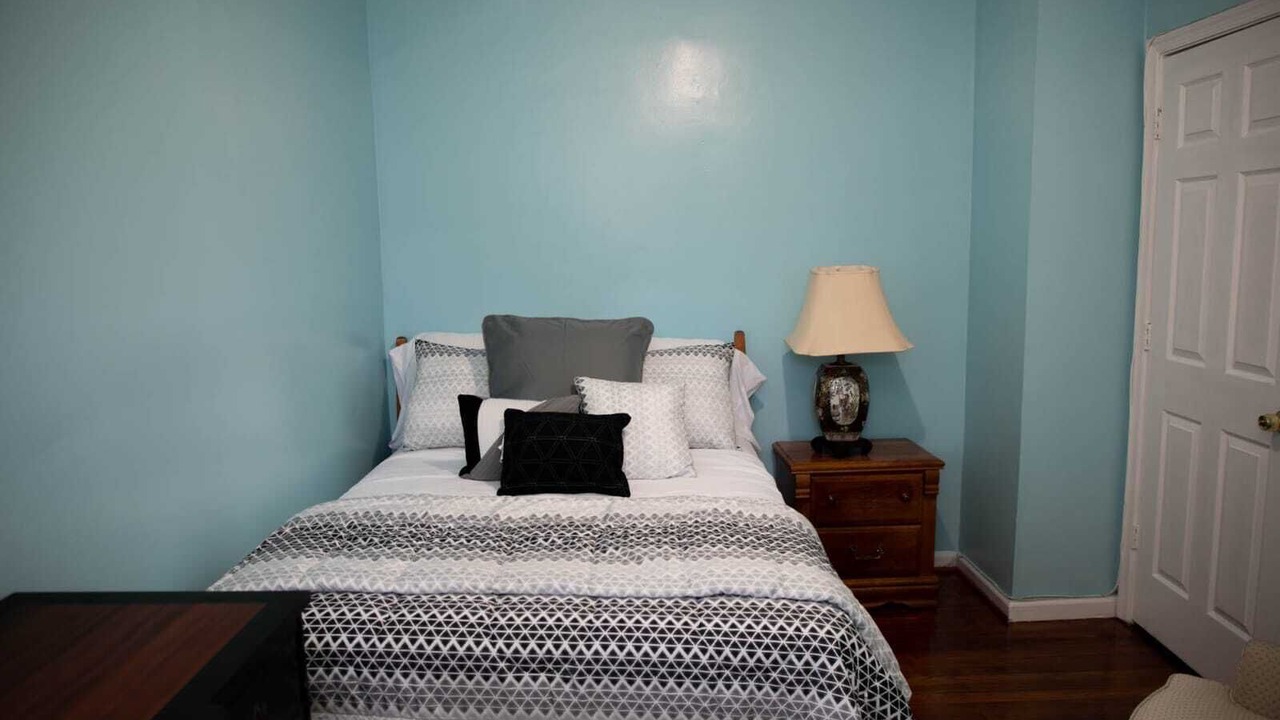 Photo of Bedroom in Hyattsville