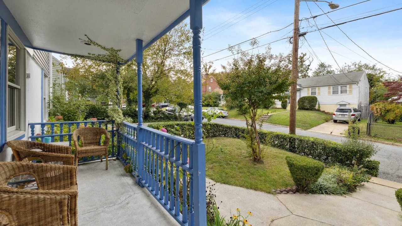 Photo of Patio Balcony in Hyattsville