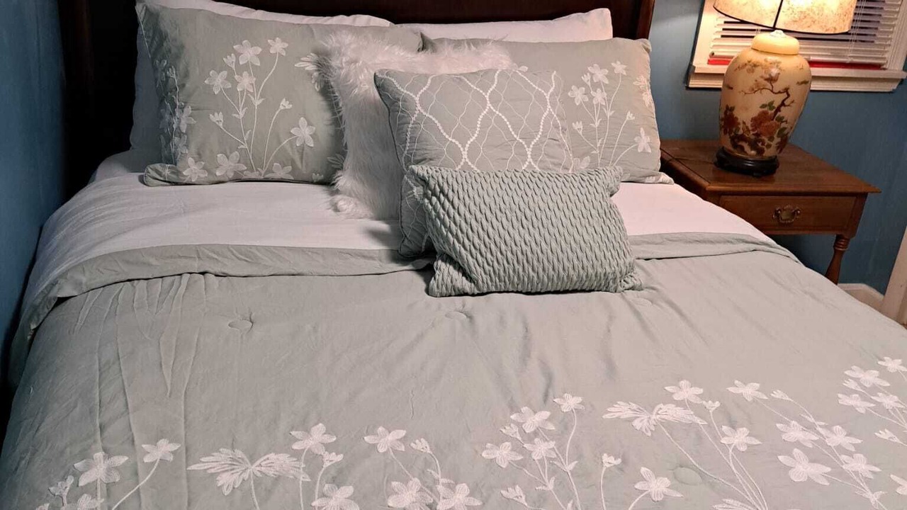 Photo of Bedroom in Hyattsville