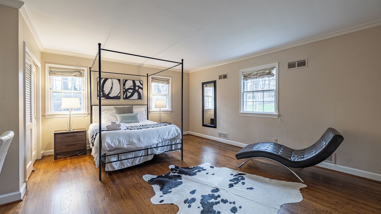 Photo of Bedroom in Bethesda