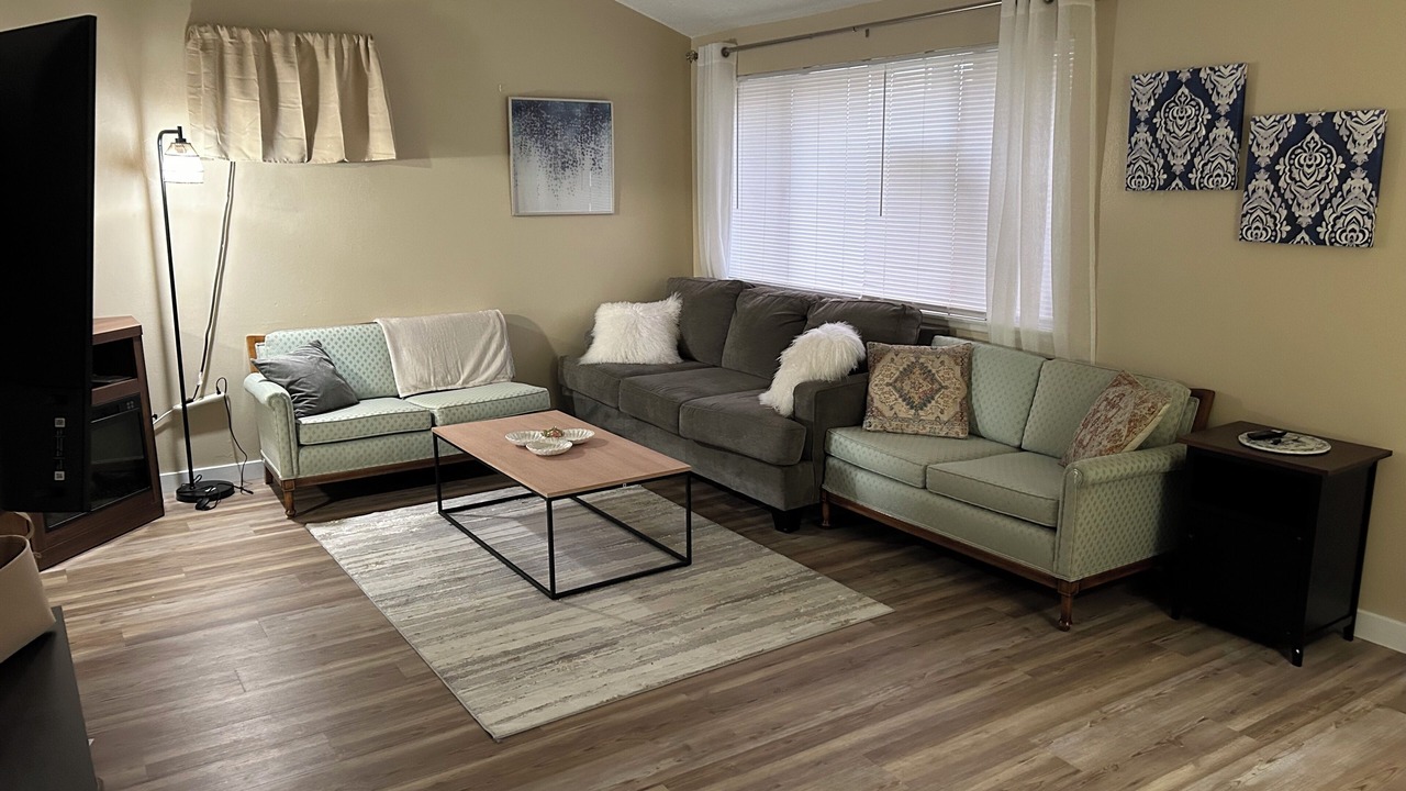 Photo of Livingroom in Santa Paula