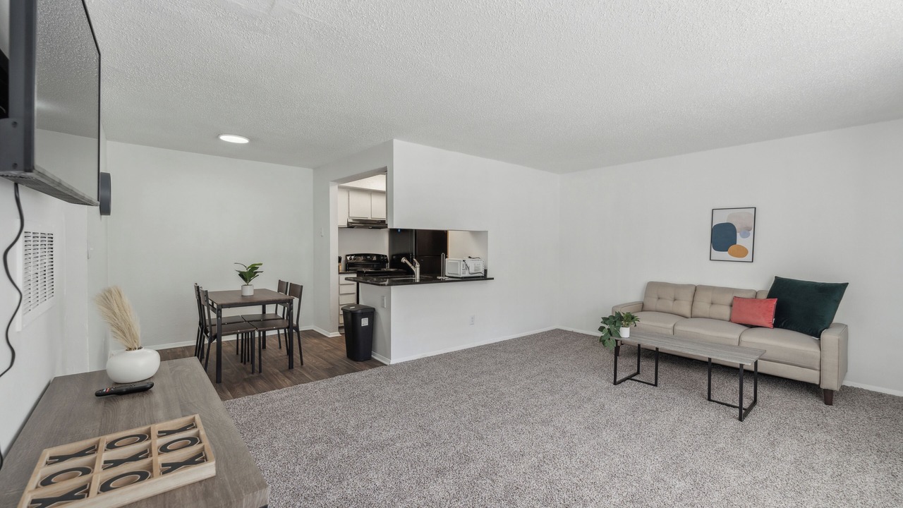 Photo of Livingroom in Winston - Salem