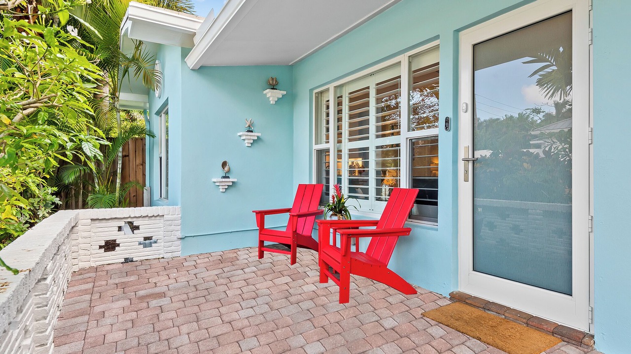 Photo of Patio Balcony in Poinsettia Heights