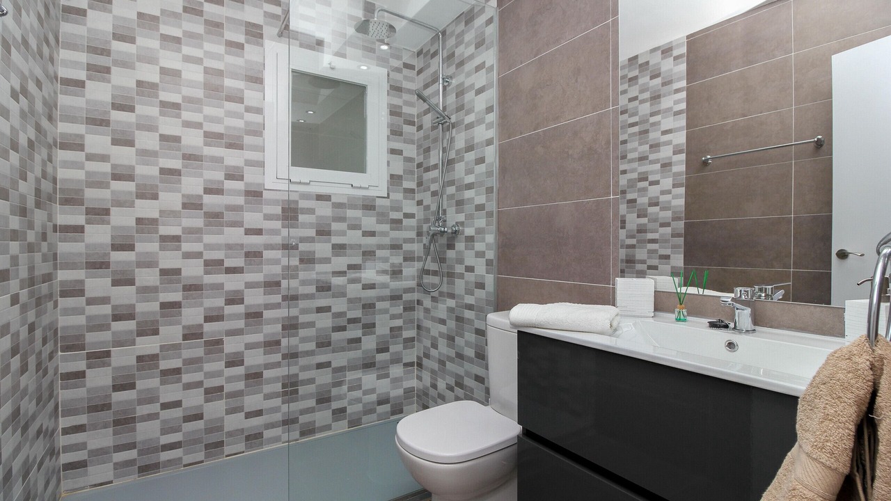 Photo of Bathroom in Urbanizacion Hacienda las Chapas