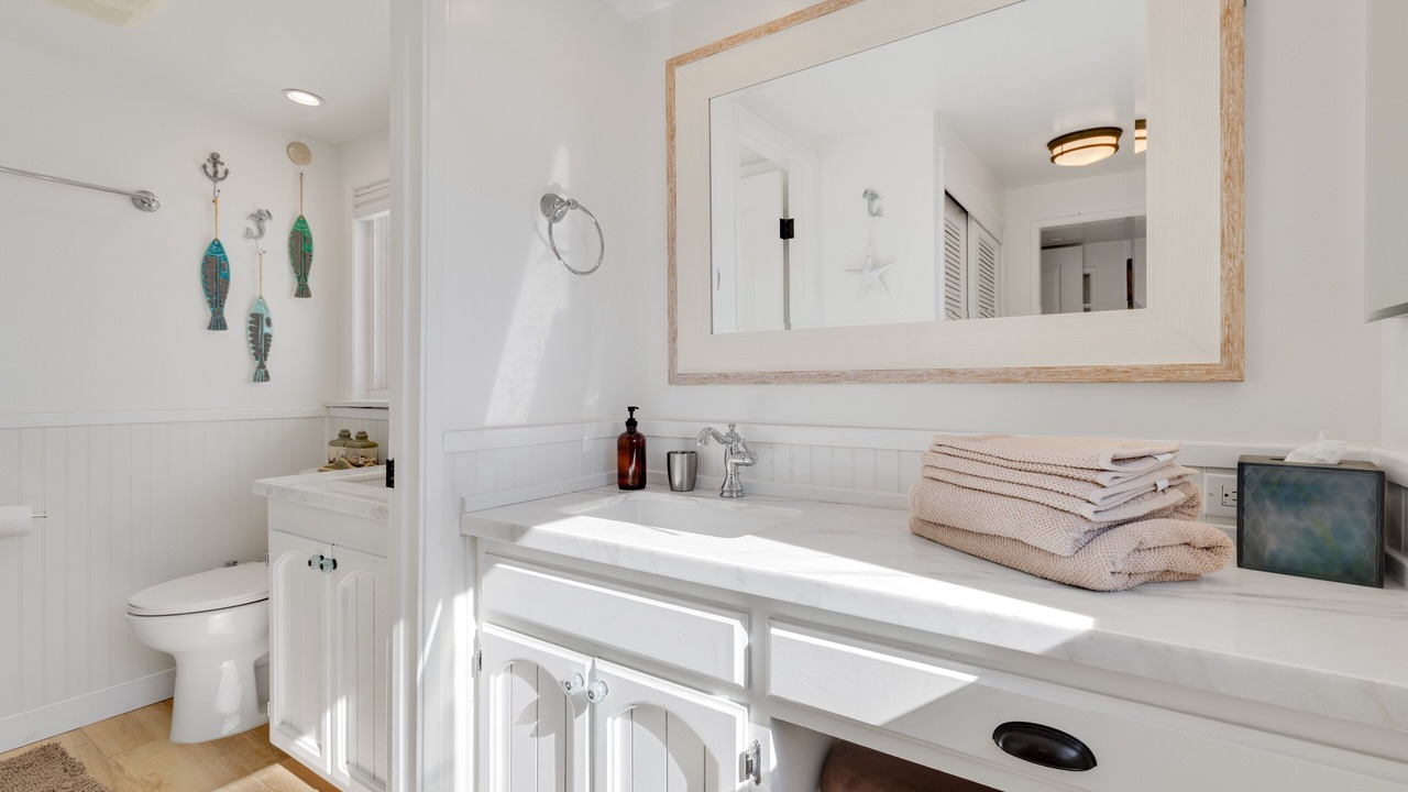 Photo of Bathroom in Silver Strand