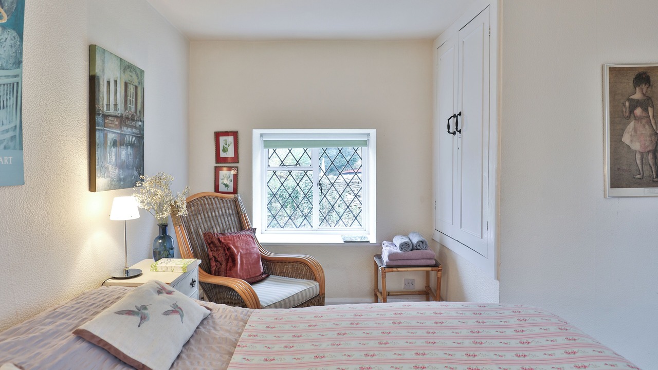 Photo of Bedroom in Hook Norton
