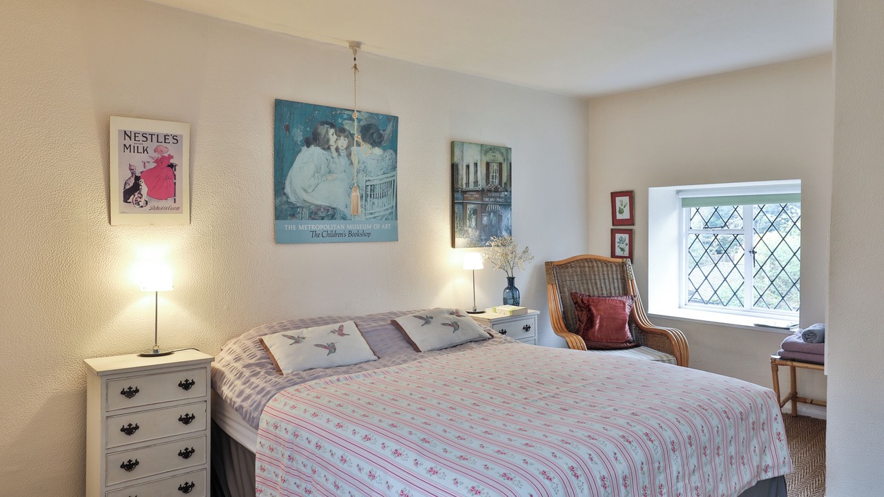 Photo of Bedroom in Hook Norton
