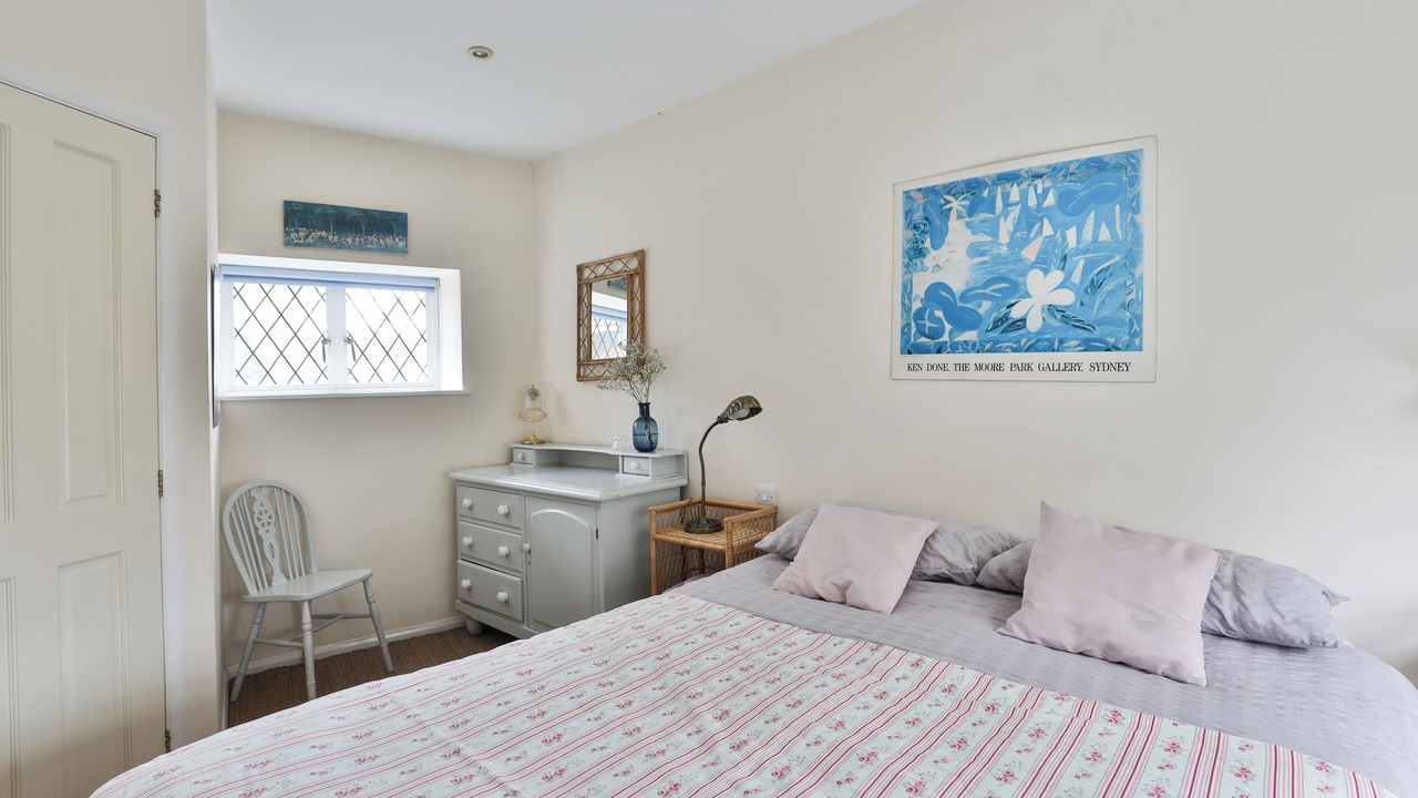 Photo of Bedroom in Hook Norton