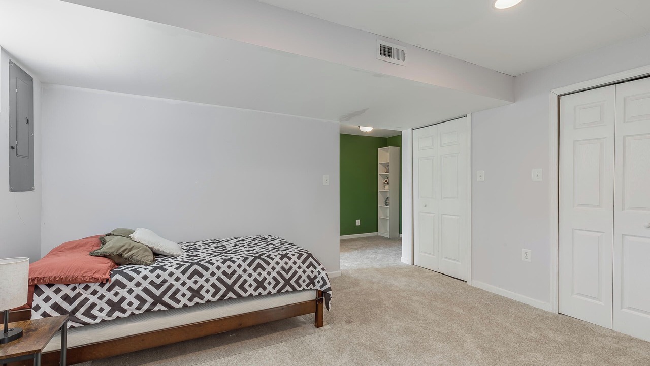 Photo of Others in Lanham