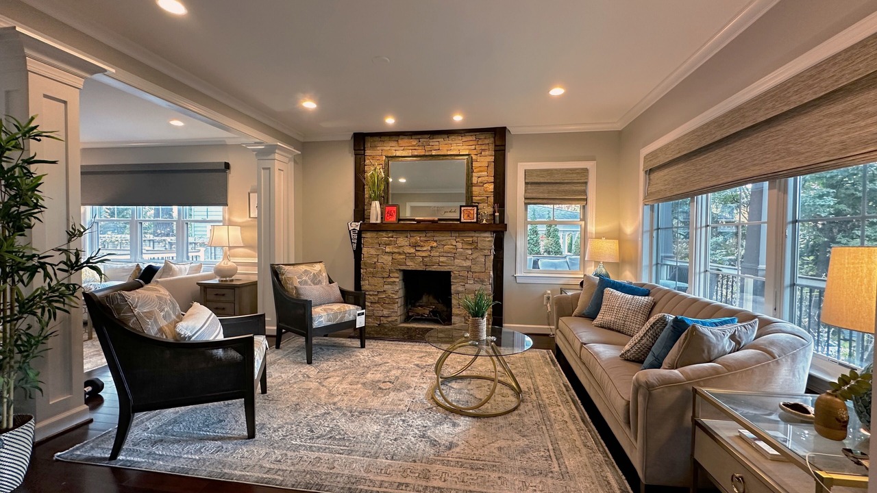 Photo of Livingroom in North Cleveland Park