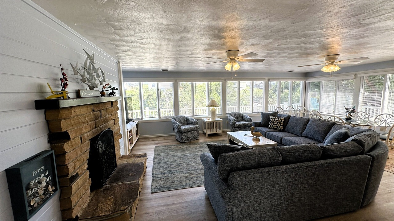 Photo of Livingroom in Carolina Dunes