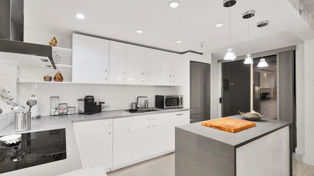 Photo of Kitchen in Coal Harbour