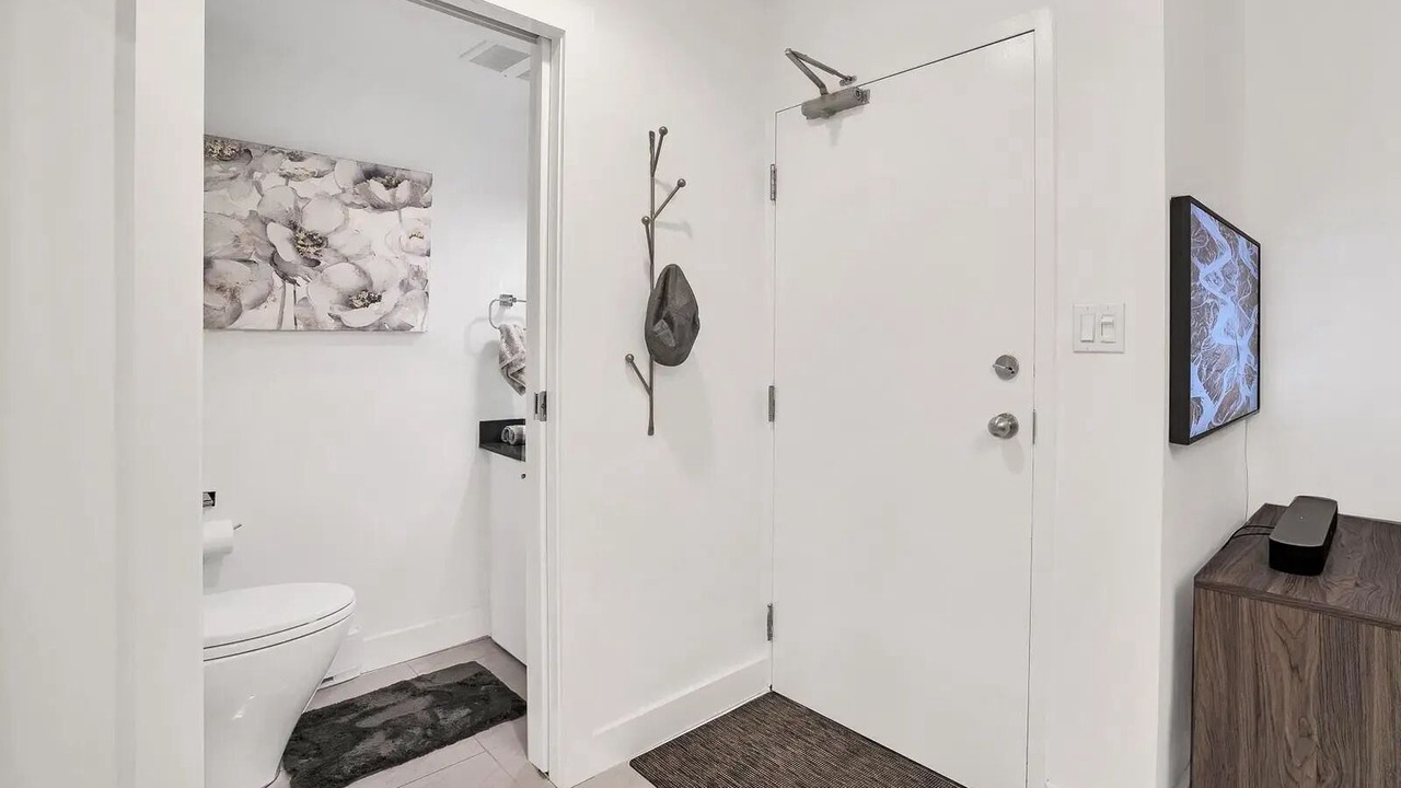 Photo of Bathroom in Coal Harbour