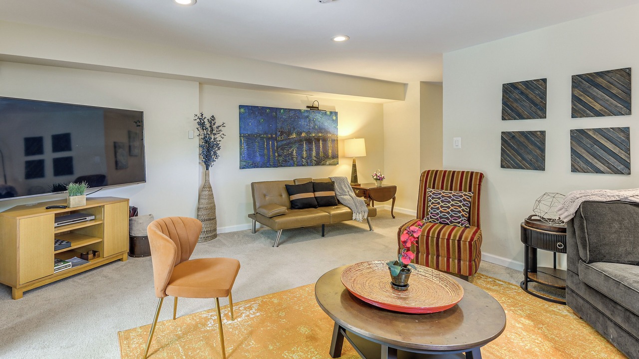 Photo of Livingroom in Silver Spring
